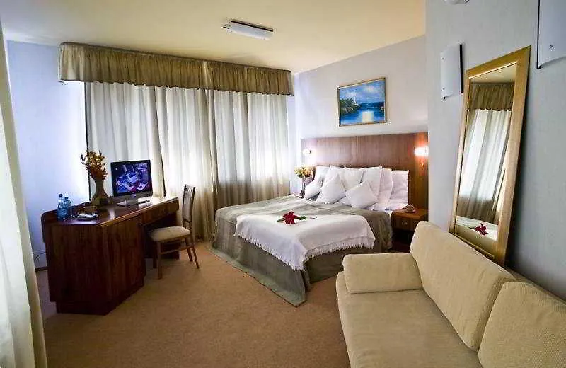 Apart Hotel Ambasador Krakow 3*,  Poland